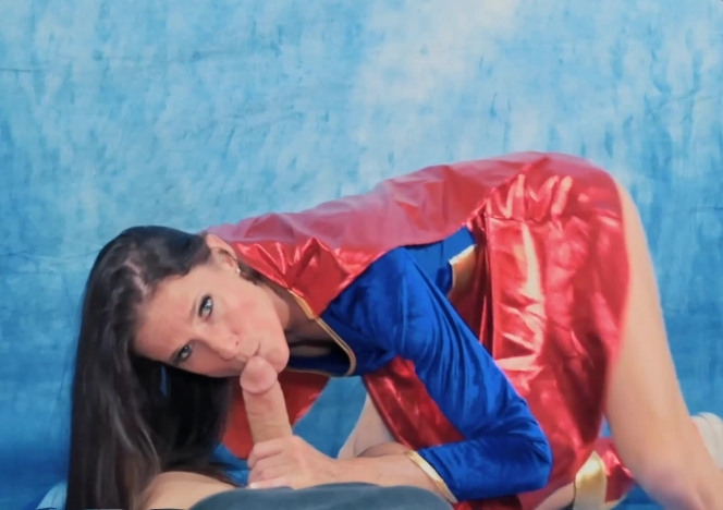 SofieMarieXXX/Supergirl Gets Powers in Fortess of Solitude